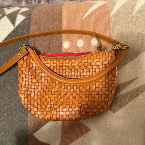 Clare V Petit Moyen color tan bag